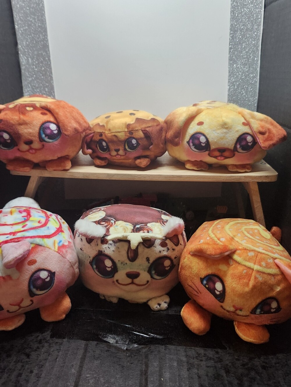 Set of 6 Plush Cookeez Pets - Colorful Plushies